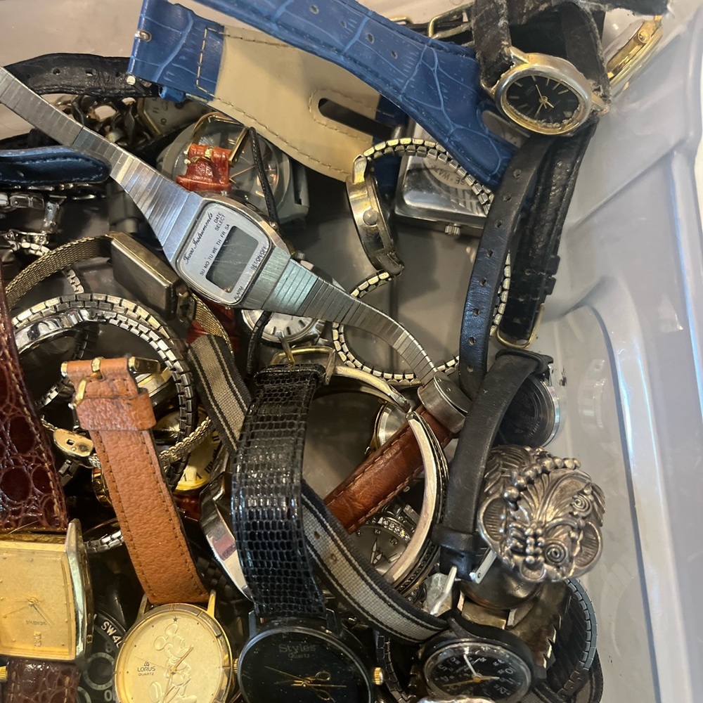 Assorted Watches Collection - Picture 8 of 12